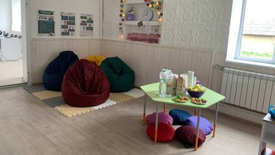 Ходять у походи та займаються з психологом. Як у Лукавцях на Буковині працює простір дружній до дітей Ходять у походи та займаються з психологом. Як у Лукавцях на Буковині працює простір дружній до дітей