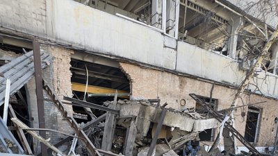 Пошкоджено офіси видавництв «Наш Формат» та «Лабораторія»