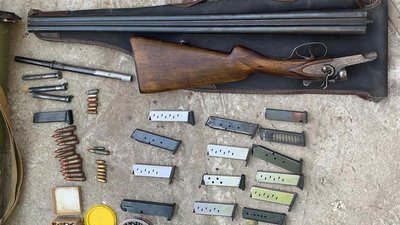 У Дніпрі поліцейські виявили арсенал зброї та боєприпасів