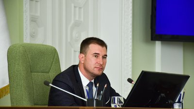 Яку дату обрати для святкування Дня міста Чернігова, щоб передати його тисячолітню історію? Яку дату обрати для святкування Дня міста Чернігова, щоб передати його тисячолітню історію?