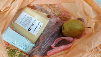 "У нас просто порожні склади". Координаторка про закриття кропивницького гуманітарного центр у школі №34 на три дні "У нас просто порожні склади". Координаторка про закриття кропивницького гуманітарного центр у школі №34 на три дні
