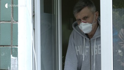 Директор Харківської інфекційної лікарні Павло Нартов: "Нам треба кілька днів перепочинку" Директор Харківської інфекційної лікарні Павло Нартов: "Нам треба кілька днів перепочинку"
