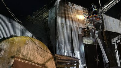 Через електрозварювальні роботи на Волині горів ангар
