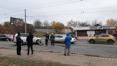 У Харкові зіткнулися два легковика: постраждали шестеро людей У Харкові зіткнулися два легковика: постраждали шестеро людей