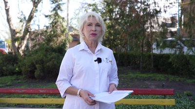 У Кропивницькому обробляють парки й сквери від кліщів У Кропивницькому обробляють парки й сквери від кліщів