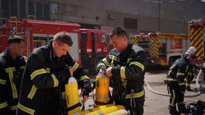 Пожежа на підприємстві у Черкасах 20 травня 2024 року Пожежа на підприємстві у Черкасах 20 травня 2024 року