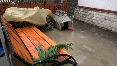 На Рівненщині через будівництво затоплює вулицю. Що кажуть у сільраді На Рівненщині через будівництво затоплює вулицю. Що кажуть у сільраді