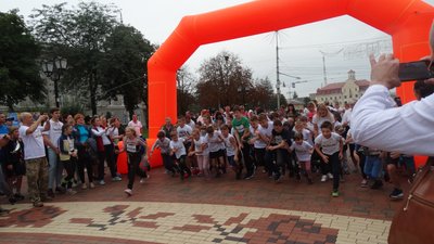 У Чернігові пройшов патріотичний забіг пам’яті загиблих воїнів АТО/ООС У Чернігові пройшов патріотичний забіг пам’яті загиблих воїнів АТО/ООС