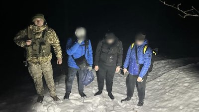 На Закарпатті затримали ще 14 чоловіків, які намагалися незаконно потрапити до Словаччини