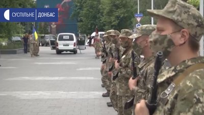На Донеччині попрощалися з командиром танкової бригади