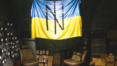 З підручних засобів для автівок та бронесталі. Одесити виготовили більше тисячі бронежилетів. ФОТО. ВІДЕО