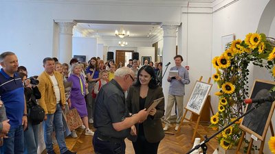 виставка творів учнів школи імені Данила Нарбута виставка творів учнів школи імені Данила Нарбута