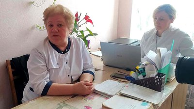 "Іноді снаряди лягають небезпечно близько". Як в умовах постійних обстрілів працює амбулаторія у Ворожбі на Сумщині "Іноді снаряди лягають небезпечно близько". Як в умовах постійних обстрілів працює амбулаторія у Ворожбі на Сумщині