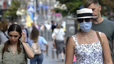 За добу в Україні виявили понад 700 випадків COVID-19