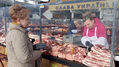 Великодні ціни на Житньому ринку у Житомирі Великодні ціни на Житньому ринку у Житомирі