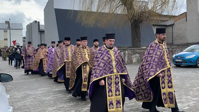Був позитивним та сміливим: у Тернополі попрощалися з бійцем Олександром Степанкевичем Був позитивним та сміливим: у Тернополі попрощалися з бійцем Олександром Степанкевичем