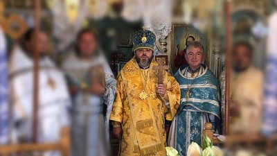 У Рівному священника "звільнили через аморальність". Він подає до суду