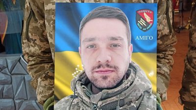 25-річний прикордоннико Володимир Крутов