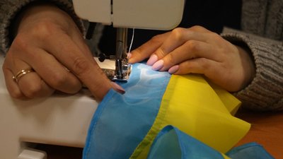 Найстаршій волонтерці – 93 роки. Як у терцентрі на Львівщині допомагають армії та переселенцям Найстаршій волонтерці – 93 роки. Як у терцентрі на Львівщині допомагають армії та переселенцям