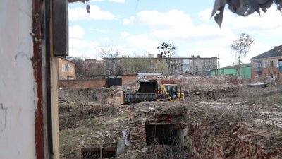 В Охтирці руйнують "Будинок офіцерів": що сталося В Охтирці руйнують "Будинок офіцерів": що сталося