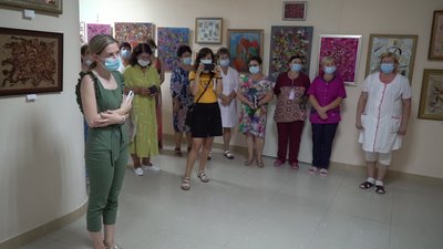 "Посмішка мрії": у херсонському обласному онкологічному диспансері відкрилась виставка картин "Посмішка мрії": у херсонському обласному онкологічному диспансері відкрилась виставка картин