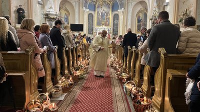В Ужгороді християни західного обряду святкують Великдень