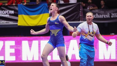 Збірна України завоювала три "бронзи" на початку кадетського чемпіонату Європи-2022 з боротьби