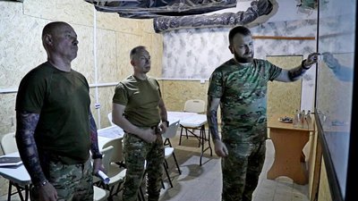 Сирський відвідав підрозділи, які ведуть оборону на Запоріжжі