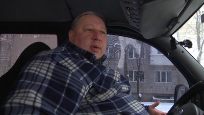 Наслідки негоди: на Житомирщині через снігопад побільшало ДТП, рух вантажівок обмежували Наслідки негоди: на Житомирщині через снігопад побільшало ДТП, рух вантажівок обмежували