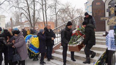 В Охтирці на Сумщині попрощались із солдатом Миколою Форостяном