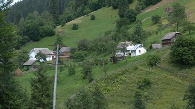 Село у Карпатах Село у Карпатах