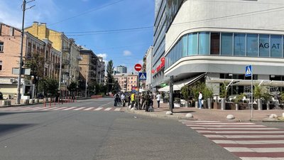 Звільнили "заручників": СБУ провела антитерористичні навчання у Києві Звільнили "заручників": СБУ провела антитерористичні навчання у Києві
