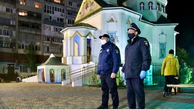 Великодні богослужіння: поліція зафіксувала порушення у 13 областях України