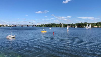 У Києві відбулося вітрильне ралі для ветеранів У Києві відбулося вітрильне ралі для ветеранів