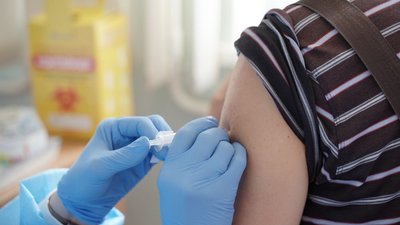 У Центрах вакцинації від COVID-19 щепились майже тисяча вінничан У Центрах вакцинації від COVID-19 щепились майже тисяча вінничан