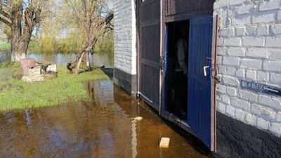 14 тисяч гектарів у воді: у громаді на Волині розкопали дамбу, щоб зупинити підтоплення