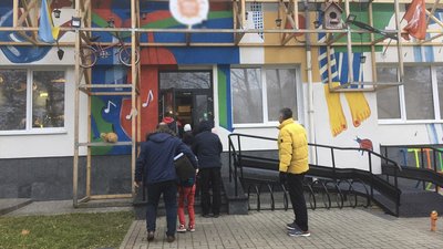 У Львові учні молодших класів повернулися до очного навчання У Львові учні молодших класів повернулися до очного навчання