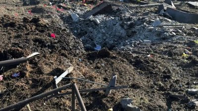 пошкоджена могила на кладовтщі
