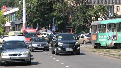 В Одесі провели автопробіг проти карантинних обмежень В Одесі провели автопробіг проти карантинних обмежень