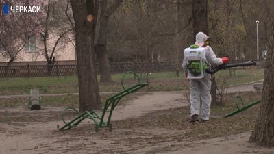 У райцентрі на Черкащині дезінфікують місця загального користування У райцентрі на Черкащині дезінфікують місця загального користування