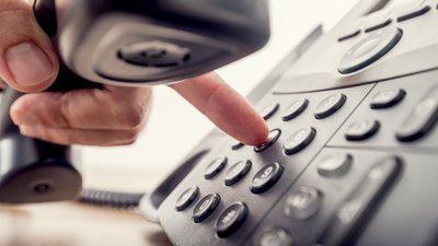Гаряча лінія з питань усиновлення і взяття під опіку дітей