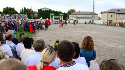 На Тернопільщині реконструювали Зборівську битву На Тернопільщині реконструювали Зборівську битву