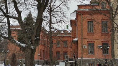 Більше сотні старих та меморіальних дерев з усієї Полтавщини внесли до спеціального довідника Більше сотні старих та меморіальних дерев з усієї Полтавщини внесли до спеціального довідника