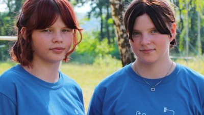 Сестри, пошук родини, усиновлення, діти