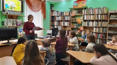 Діти у херсонській обласній бібліотеці зустріли Масляну
