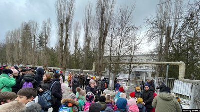 У Криму всі сімферопольські школи отримали повідомлення про замінування