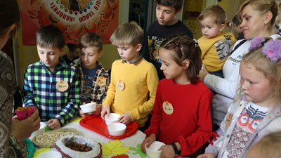 Осіннє паті "Гарбузянка" для дітей та дорослих провели у Житомирі Осіннє паті "Гарбузянка" для дітей та дорослих провели у Житомирі
