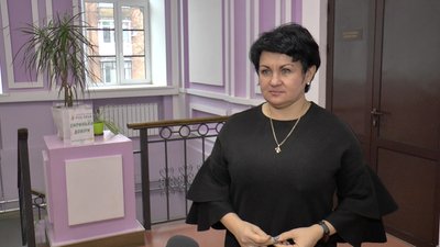 Ірина Гринь, директорка полтавського ліцею № 3 Ірина Гринь, директорка полтавського ліцею № 3