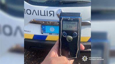 П'яні водії на Чернігівщині: алкоголь у крові чоловіка був у 15 разів більший за норму