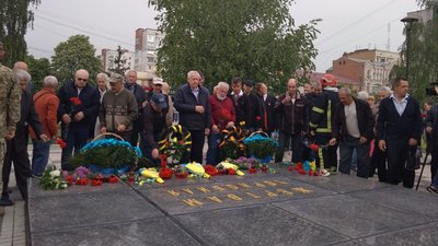 У Кропивницькому вшанували загиблих від наслідків аварії на ЧАЕС У Кропивницькому вшанували загиблих від наслідків аварії на ЧАЕС